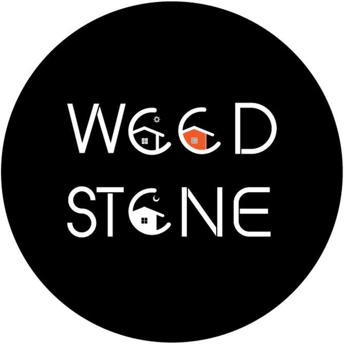 Wood Stone Hostel Yogyakarta Kültér fotó